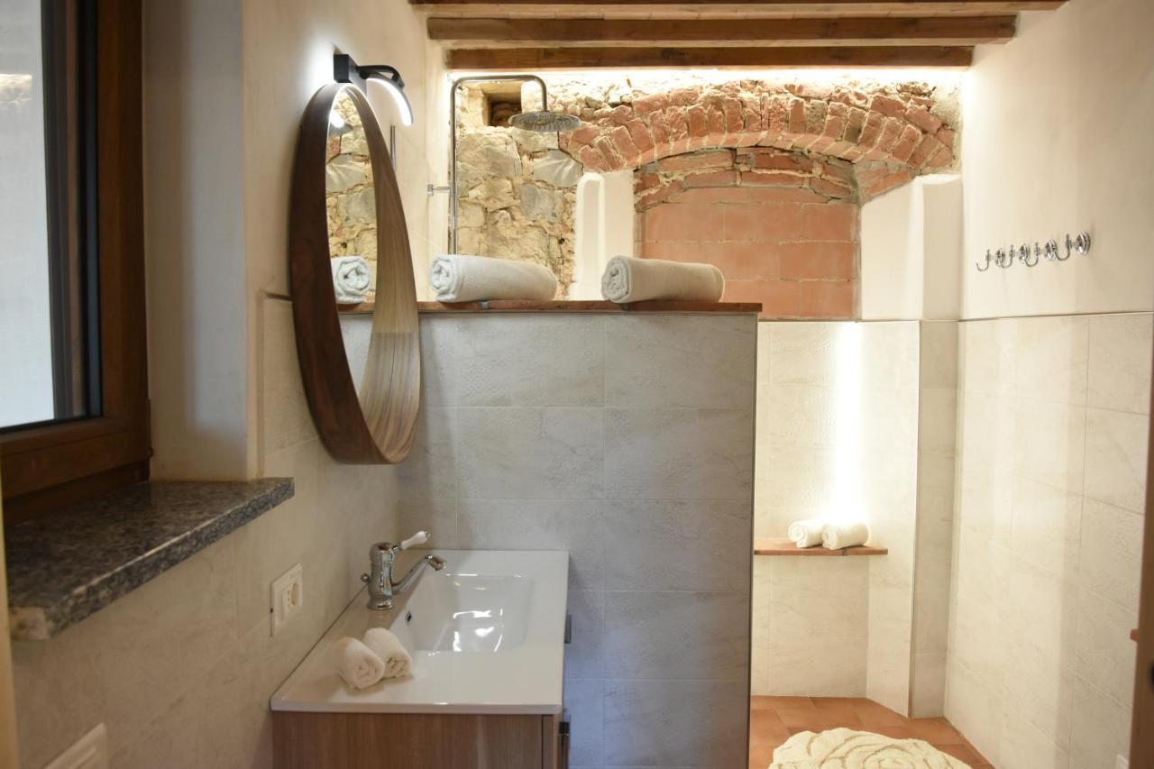 Elba Borgo Di Latrano Daire Magazzini  Dış mekan fotoğraf