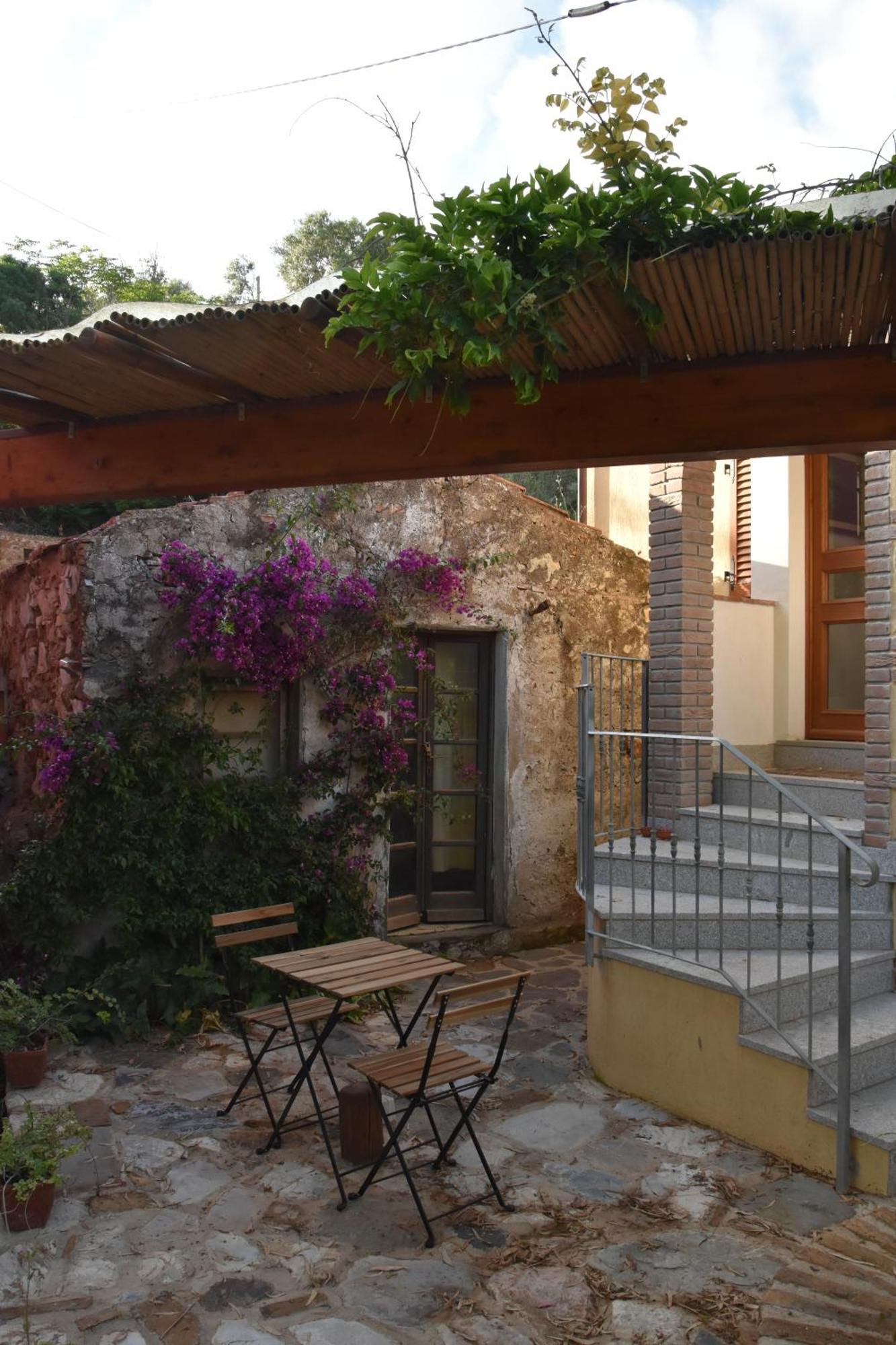 Elba Borgo Di Latrano Daire Magazzini  Oda fotoğraf