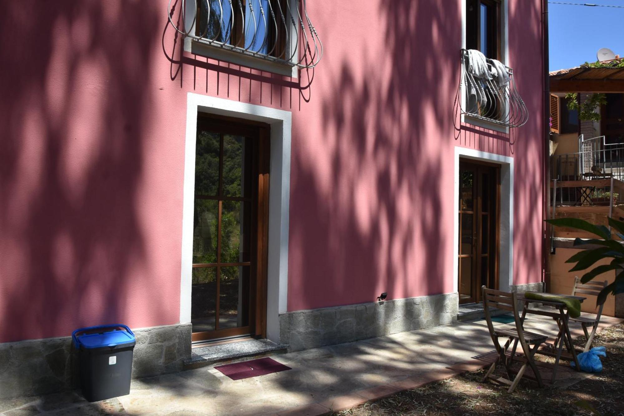 Elba Borgo Di Latrano Daire Magazzini  Oda fotoğraf